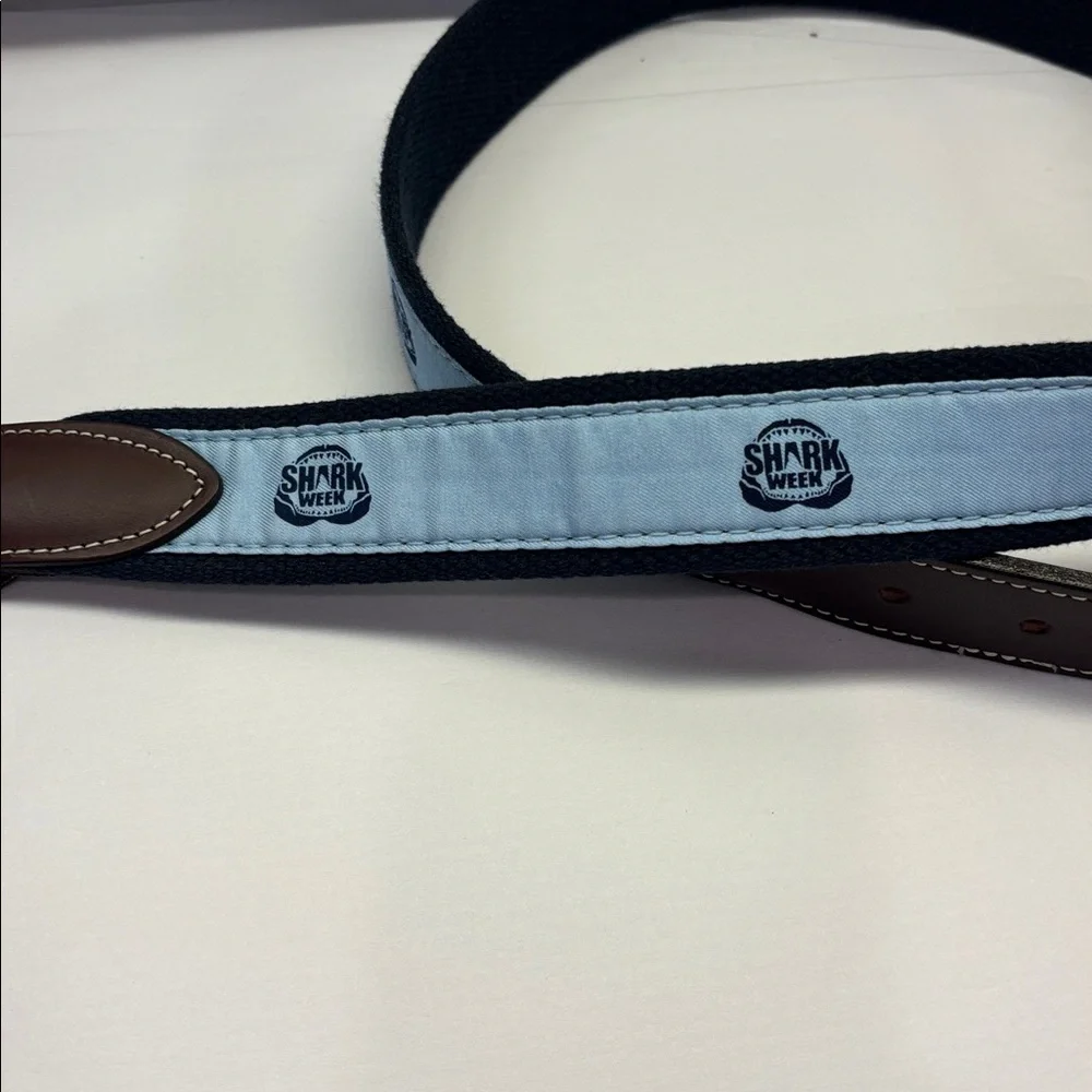 Vineyard Vines Shark Week Jaws Canvas Club Jake Blue Belt